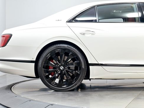 Used 2021 Bentley Flying Spur W12 w/ First Edition Specification AWD/4WD image 45