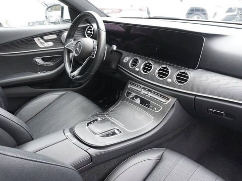 Used 2022 Mercedes-Benz E 450 4MATIC Sedan image 32