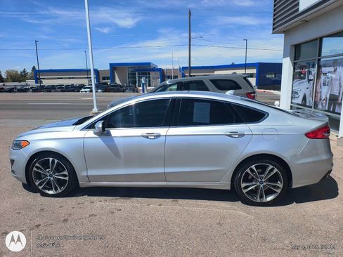 Used 2019 Ford Fusion Titanium AWD/4WD image 8