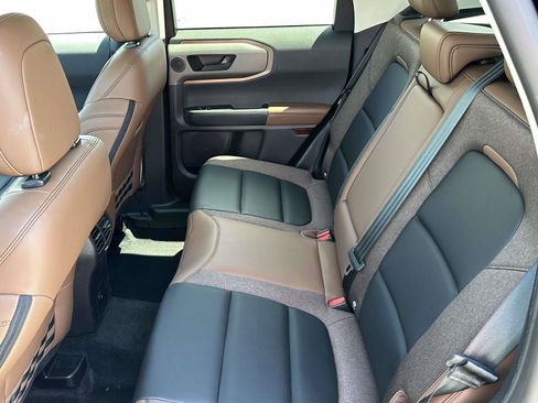 Used 2025 Ford Bronco Sport Outer Banks w/ Outer Banks Tech Package+ AWD/4WD image 12
