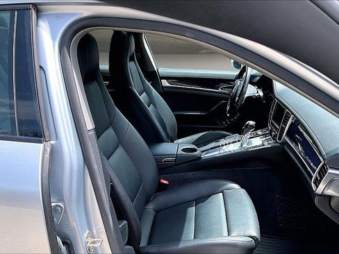 Used 2016 Porsche Panamera S RWD image 6