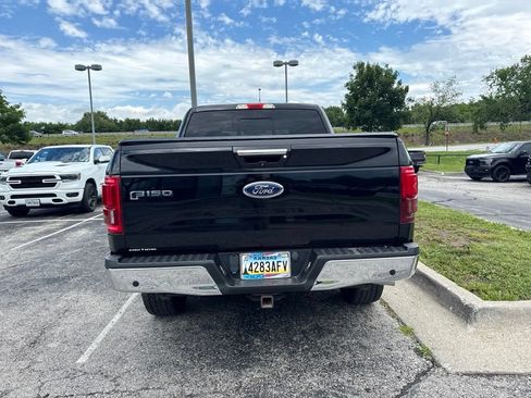 Used 2017 Ford F150 Lariat AWD/4WD image 3