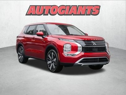 New 2025 Mitsubishi Outlander SE
