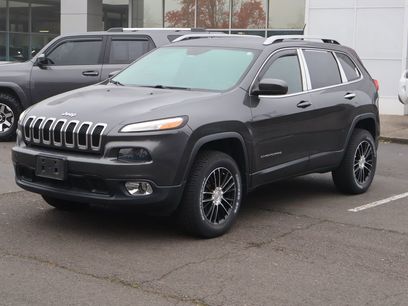 Used 2015 Jeep Cherokee Latitude w/ Comfort/Convenience Group