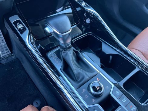 Used 2022 Kia Sorento SX Prestige w/ Rust Color Package image 20