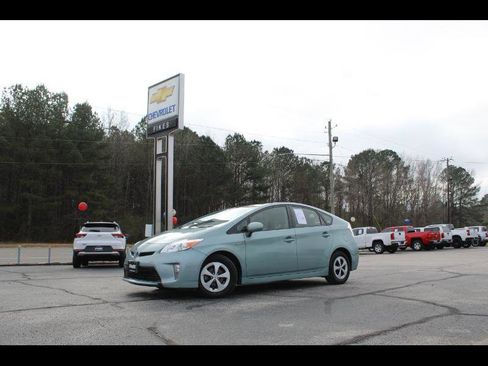 Used 2014 Toyota Prius Three image 1
