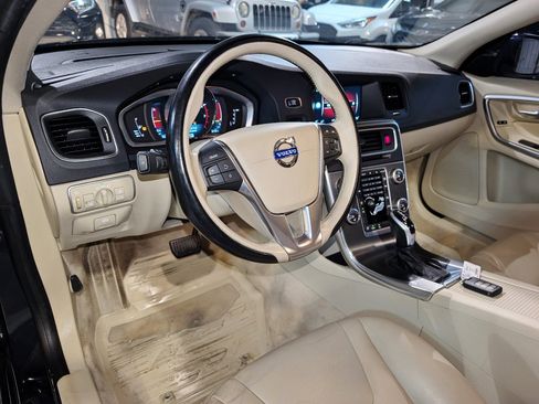 Used 2015 Volvo S60 T5 Premier image 14