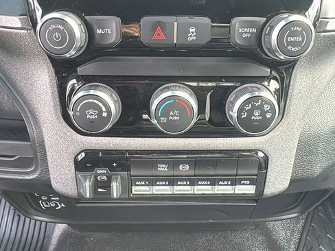 Used 2025 RAM 5500 Tradesman image 16