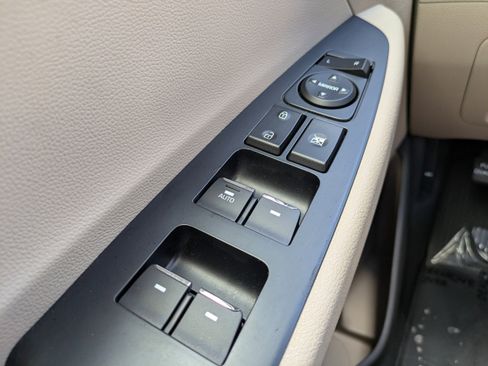 Used 2018 Hyundai Tucson Limited w/ Ultimate Package 02 image 21