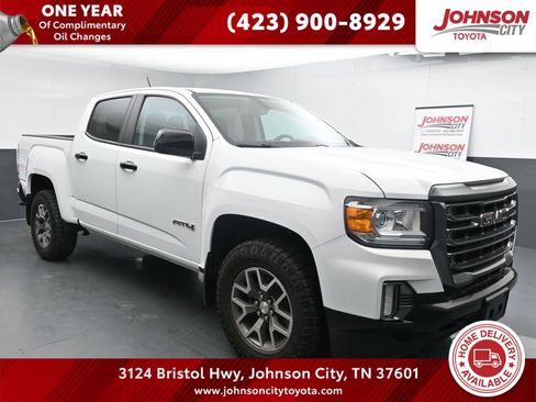 Used 2022 GMC Canyon AT4 w/ Trailering Package image 1