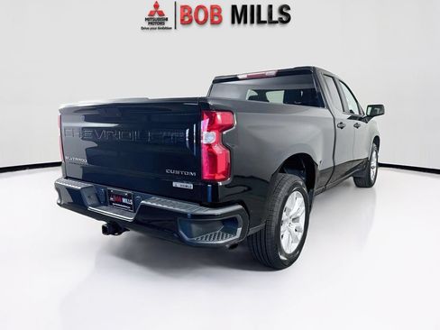 Used 2020 Chevrolet Silverado 1500 Custom w/ Custom Value Package RWD image 7