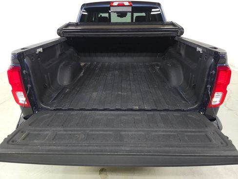 Used 2018 Chevrolet Silverado 1500 LTZ Z71 w/ Centennial Edition AWD/4WD image 7