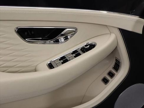New 2026 Bentley Continental GTC image 31