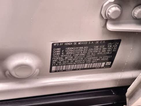 Certified 2025 Honda HR-V Sport image 22