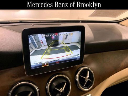 Used 2019 Mercedes-Benz GLA 250 4MATIC image 26