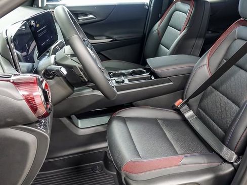 New 2026 Chevrolet Equinox RS w/ LPO, Floor Liner Package AWD/4WD image 10