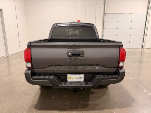 Used 2019 Toyota Tacoma SR w/ SR Convenience Package image 6