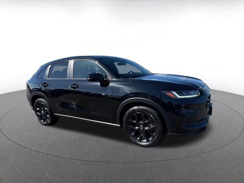 Used 2025 Honda HR-V Sport image 2