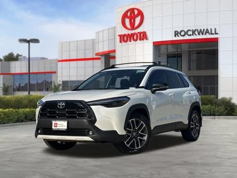 Certified 2026 Toyota Corolla Cross XLE w/ Convenience Package FWD image 1
