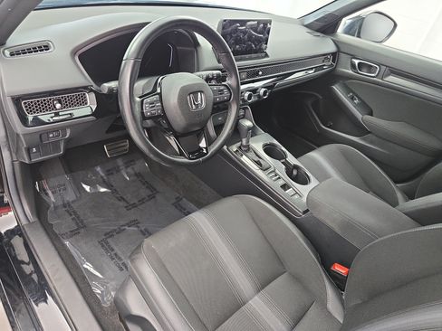 Used 2025 Honda Civic Sport image 15