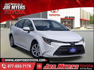 Used 2025 Toyota Corolla LE FWD video 1