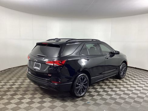 Used 2024 Chevrolet Equinox RS w/ RS Leather Package AWD/4WD image 2