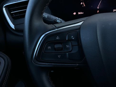 Used 2025 Buick Encore GX Preferred image 32