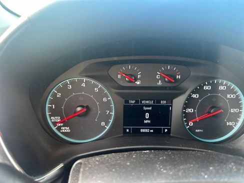 Used 2019 Chevrolet Equinox LS w/ LS Convenience Package AWD/4WD image 11