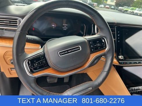Used 2022 Jeep Grand Wagoneer Series III w/ Rear Seat Video Group 1 AWD/4WD image 23