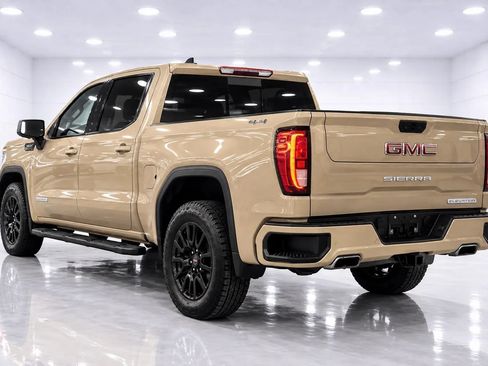 Used 2023 GMC Sierra 1500 Elevation w/ Elevation Premium Package AWD/4WD image 3