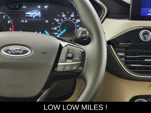 Used 2022 Ford Escape SE w/ Cold Weather Package FWD image 29