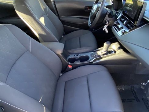 Certified 2025 Toyota Corolla LE image 14