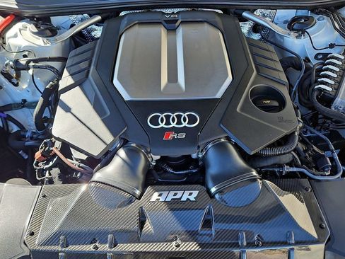 Used 2021 Audi RS 6 w/ Carbon Optic Package image 22