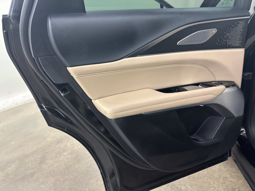 Certified 2026 Cadillac Lyriq Signature Luxury w/ Nappa Leather Package AWD/4WD image 29
