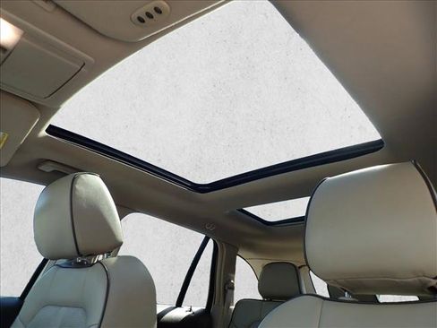 Used 2013 Lincoln MKX AWD image 14