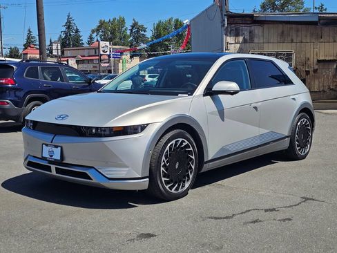 Used 2023 Hyundai Ioniq 5 Limited AWD/4WD image 3