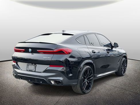 Used 2024 BMW X6 xDrive40i w/ Executive Package image 2