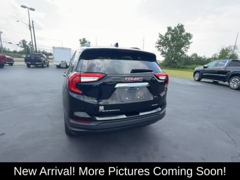 Used 2024 GMC Terrain SLE w/ Driver Convenience Package AWD/4WD image 7
