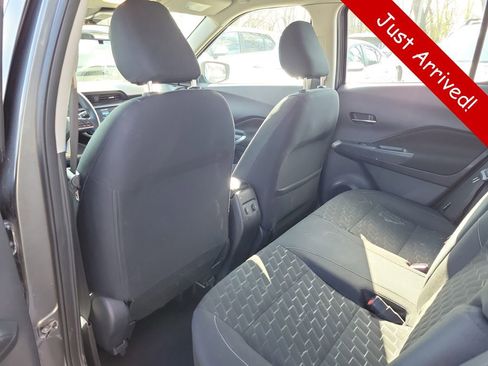 Used 2024 Nissan Kicks SV image 11