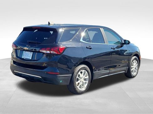 Used 2024 Chevrolet Equinox LT w/ LPO, Floor Liner Package FWD image 4
