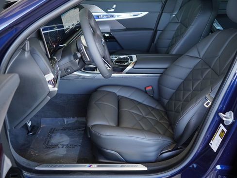 New 2026 BMW 740i w/ Premium Package image 11