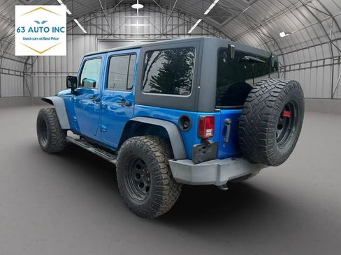 Used 2015 Jeep Wrangler Unlimited Sport w/ Quick Order Package 24S AWD/4WD image 3