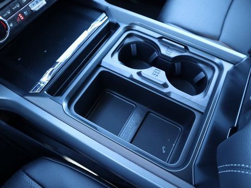 New 2026 Ford F250 Lariat w/ Black Appearance Package image 10