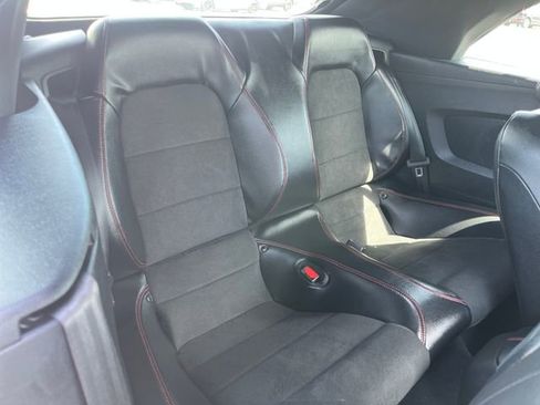 Used 2021 Ford Mustang GT Premium w/ Equipment Group 401A RWD image 10