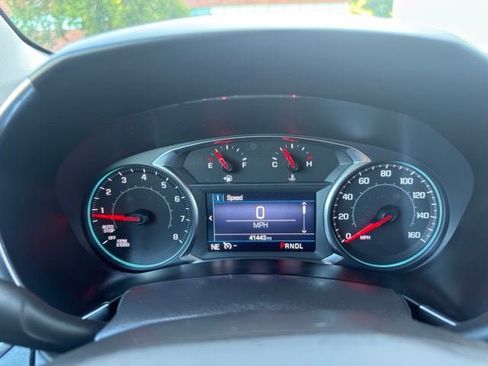 Used 2023 Chevrolet Equinox LT AWD/4WD image 17