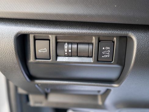 Used 2025 Subaru Forester Touring AWD/4WD image 19