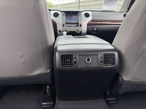 Used 2015 Toyota Tundra Limited w/ Limited Premium Package AWD/4WD image 33