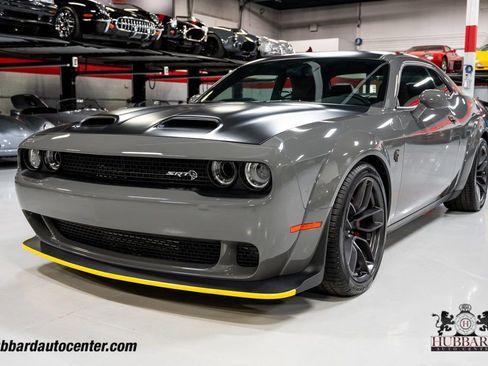 Used 2019 Dodge Challenger SRT Hellcat Redeye image 12