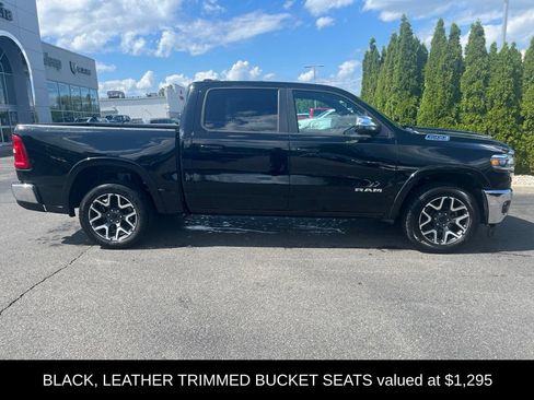 Used 2025 RAM 1500 Laramie AWD/4WD image 2