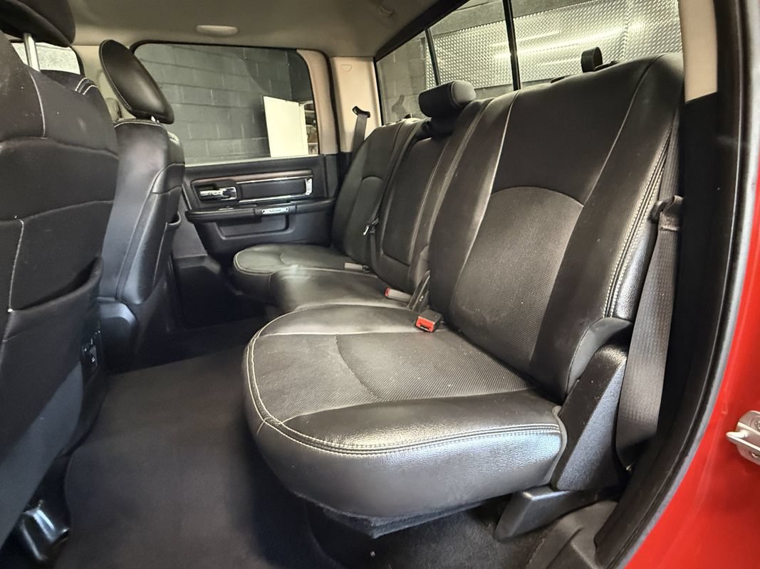 Used 2015 RAM 1500 Laramie w/ Convenience Group AWD/4WD image 16